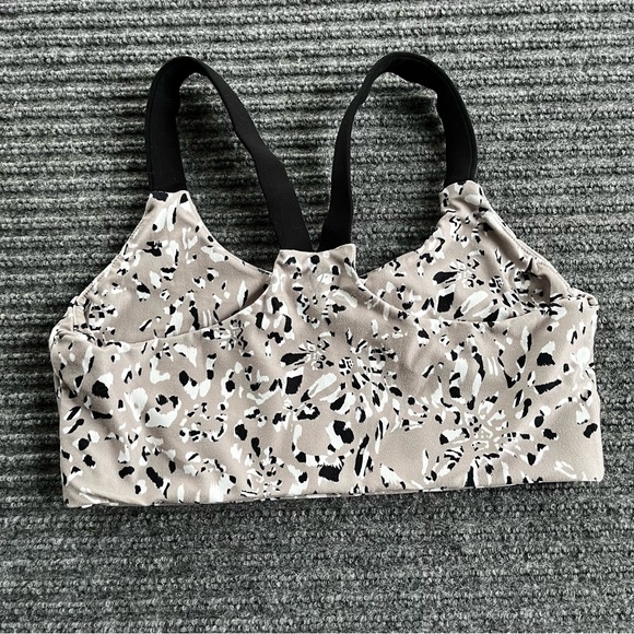 Betsey Johnson Performance Bra Size Medium Desert Floral Camo Sports Bralette - Picture 3 of 5